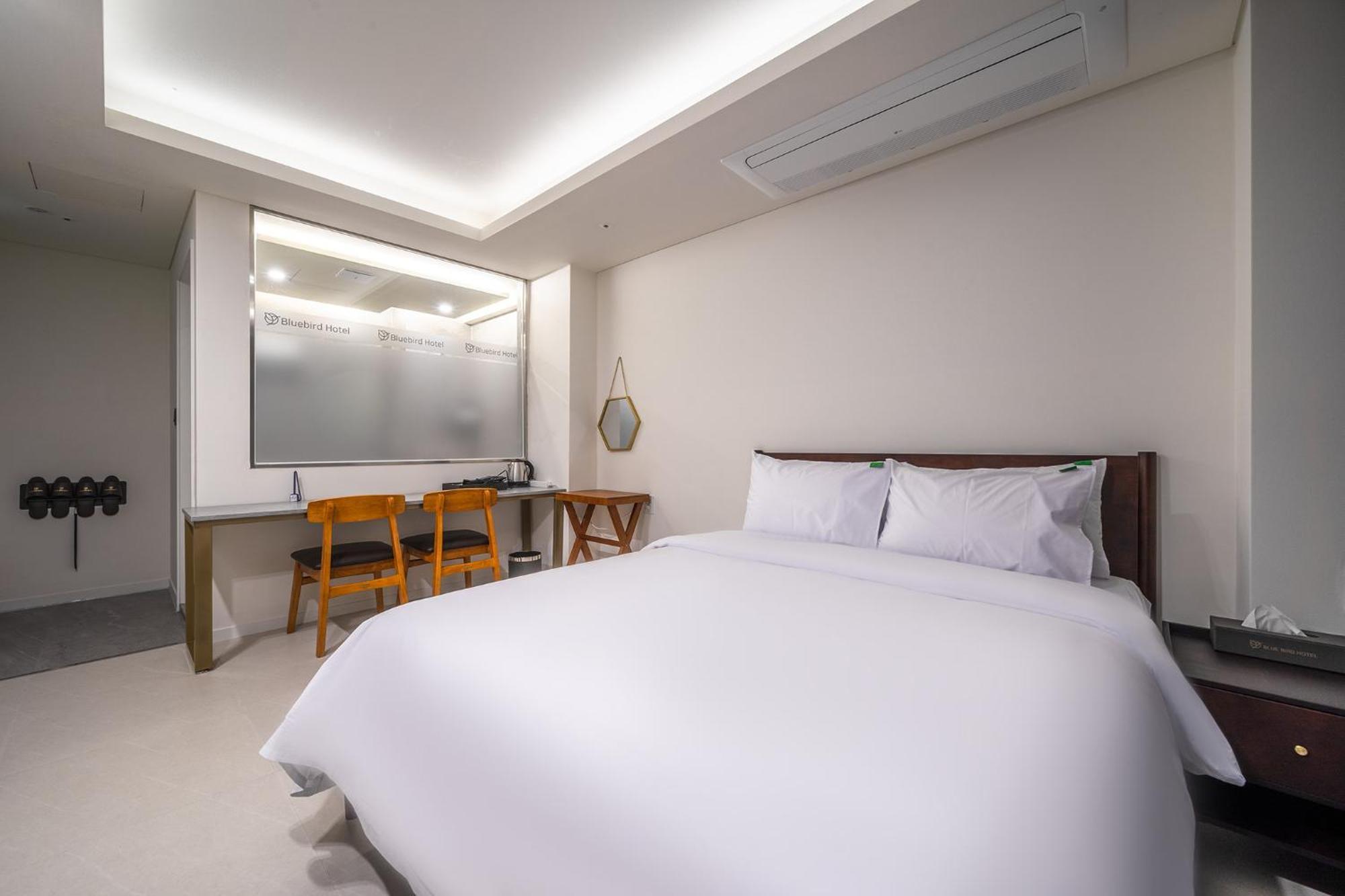 Bluebird Hotel Incheon Eksteriør bilde